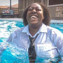 gsdwetlook: Swimming in a White Shirt and Tie
