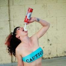 messyhot: Tesla Elektra Cake Mess Flexibility Demonstration