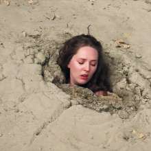 QS4Ever: Tiny Soya in Beach Sand Trap