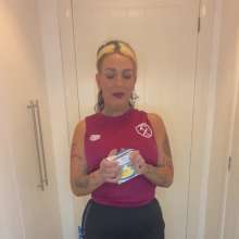 TheGungeZone: Vicky's Messy Forfeit