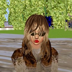 soakinJo: Soakin Jo Gets her Fur Coat Muddy