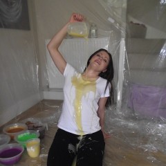 tonyhill: Miah - Messy Tshirt and Jeans!