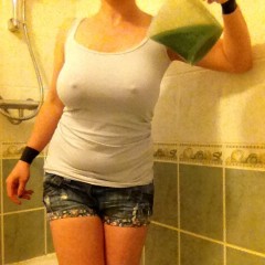 JellynCustard: A Bank Holiday Gunging!