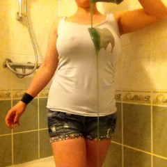 JellynCustard: A Bank Holiday Gunging!