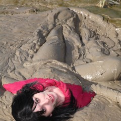 FOXY: New set pics in mud - Emma sweater clothes