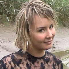 FOXY: Videos download with Marilyn