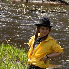 Adventureinwellies: Hilarious rainwear walk