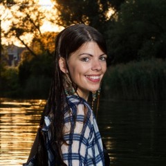 WAM Photography: WAM Photography - Karen goes for a swim