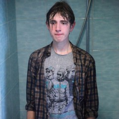 wetlookercom: New guy on wetlooker.com +video