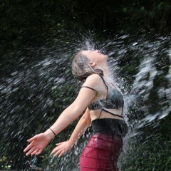 LisaMoomin: Latest Hose Down!