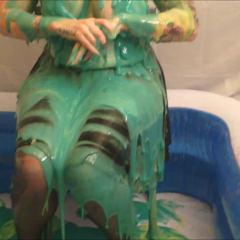 CandyCustard: Elizabeth gunged repeatedly playing my game!