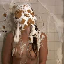 Messygirl: Holly's first and only all nude WAM shoot