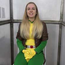 MostWam: Cassie's Multi GungingPies?  As Xmen Cosplay
