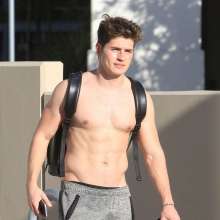 gungehim: Gregg Sulkin vs. KJ Apa