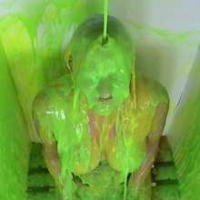 bosunbob: Wamprincess plays Triggerwords, her first time in a gunge tank