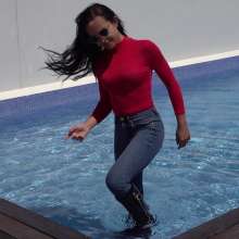 LisaMoomin: Corrine Boots And Pool!