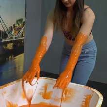 MostWam: Amber And Another Orange Gunge Bath