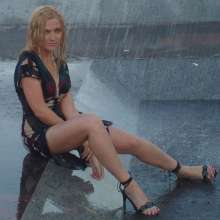 lofw: Look at her!