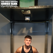 jay852uk: Man United fan Calum visits the Great British Gunge Tank