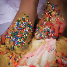 Luv_Messy_Girls: Who likes sweets?