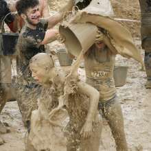 FOXY: Mud Madness
