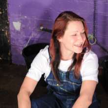 DungeonMasterOne: Hose of Trickling: Lucia and Honeysuckle play our wet tray sitting game!