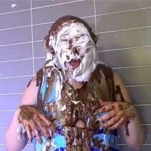 Messygirl: Pics from a New MG Download