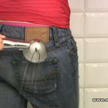 Genoll: Blue Jeans Shower