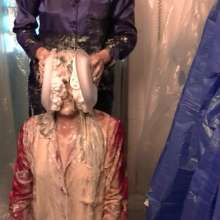 123gunge: Chloe does love it!