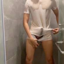 Daniel Wetlook: Daniel and Yago: Wet and Cum in Bathroom on May 2020
