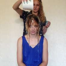 Top Messy Girls: Girl Gets Honey in Her Hair (curly Revenge)