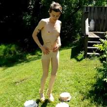 RevSlymsford: New: Kaydens' Outdoor Pie Pantyhose Play