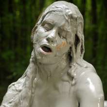 DuncanEdwards: Anabelle Pync, POV in the Mud Tub