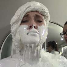 Messygirl: The Human Statue