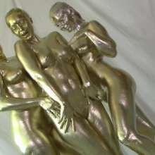 Messygirl: Three Metallic Girls