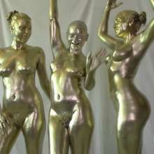 Messygirl: Three Metallic Girls