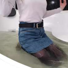Wet Live Team: Anhelina Was Happy to Bathe and Lather Her Tights, Shampoo