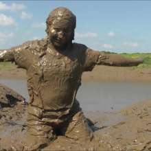 DungeonMasterOne: Denims in the Mud with Felicity and Maude!