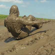 DungeonMasterOne: Denims in the Mud with Felicity and Maude!