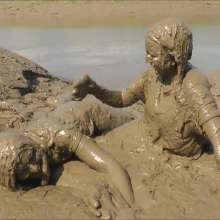 DungeonMasterOne: Denims in the Mud with Felicity and Maude!