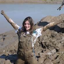 DungeonMasterOne: Denims in the Mud with Felicity and Maude!