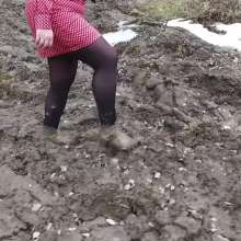 Northern Wam: Dots and Mud