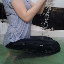 Wet Live Team: Foam Shampoo on Hair, Anhelina and Wonderful Bathing