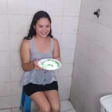 Nataly Loveu: Pie's with Naked Slime