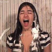 Anglefan: Sandra's first messy scene!