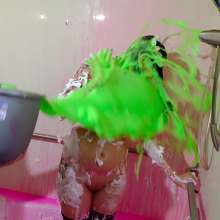 messyhot: Goth Girl Luna Lux Gets a UV Reactive Slime Experience