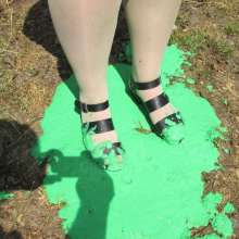 JD and Messy Andi: Messy Andi's 1st Green Sliming!
