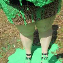 JD and Messy Andi: Messy Andi's 1st Green Sliming!
