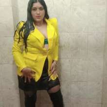 WetPlace: Jazminss Enjoying In Shower