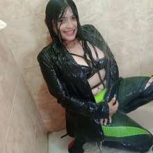 WetPlace: Jazminss Lovely Afternoon Shower